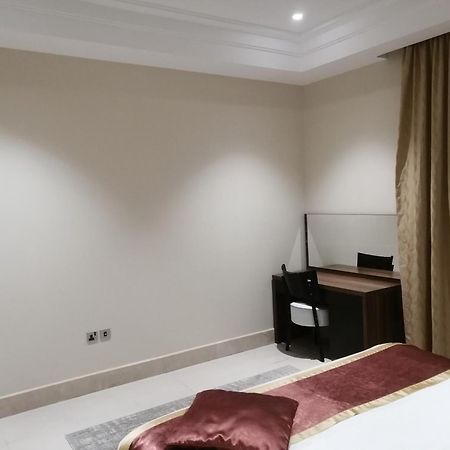 Rahhal Hotel Suites Yanbu Extérieur photo