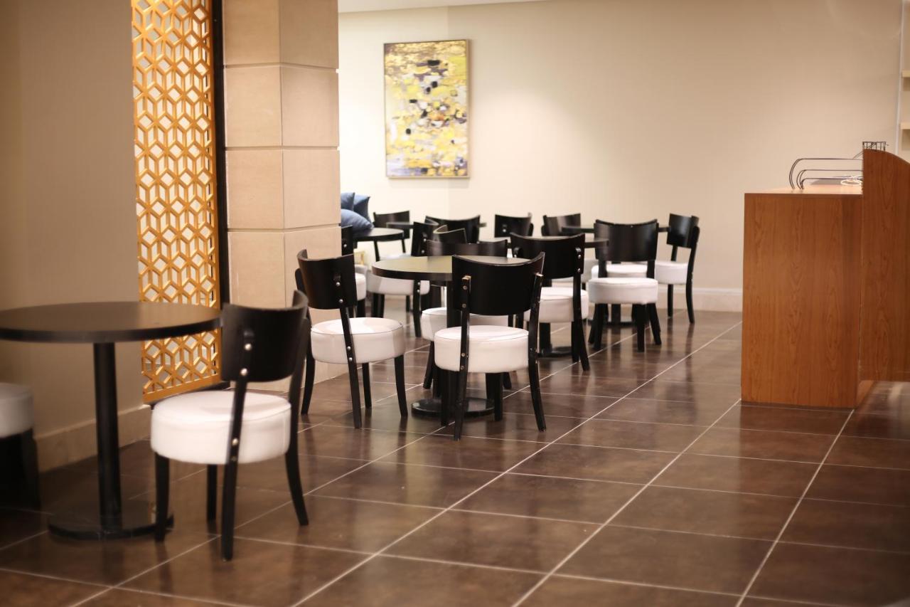 Rahhal Hotel Suites Yanbu Extérieur photo