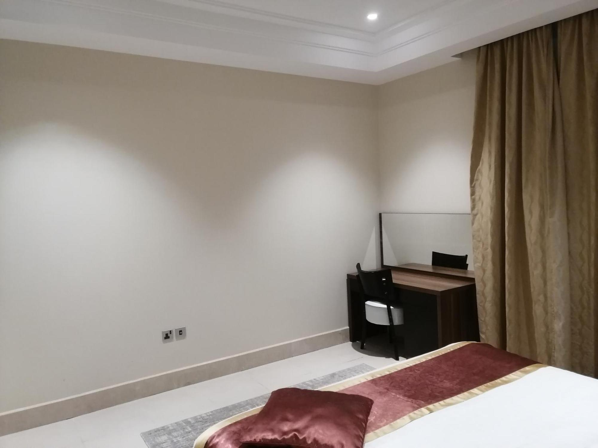 Rahhal Hotel Suites Yanbu Extérieur photo